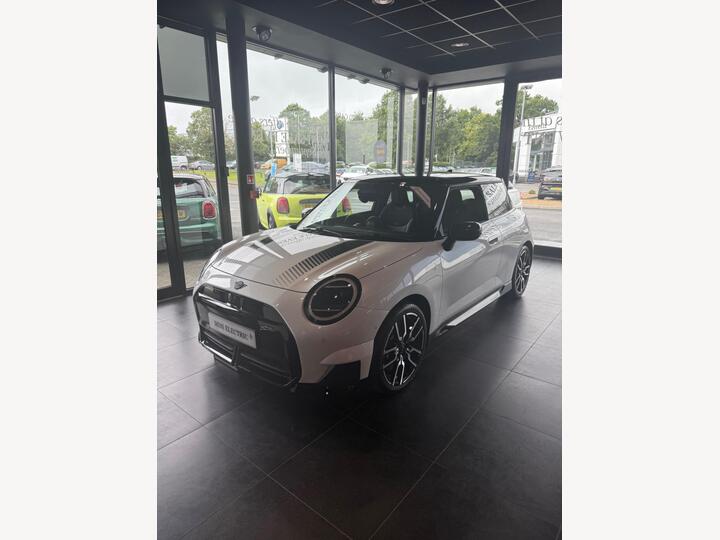 MINI Electric Cooper E 40.7kWh Sport Auto 3dr