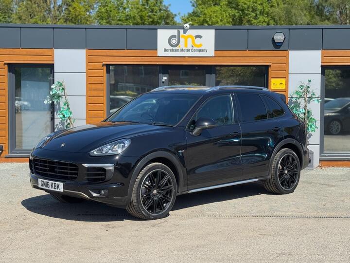Porsche Cayenne 4.2 TD V8 S TiptronicS 4WD Euro 5 (s/s) 5dr Porsche Cayenne 4.2 TD V8 S TiptronicS 4WD Euro 5 (s/s) 5dr