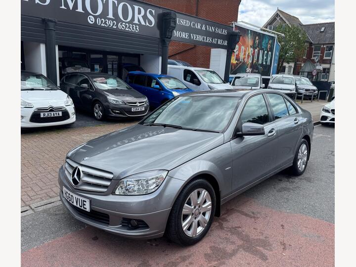 Mercedes-Benz C Class 2.1 C220 CDI BlueEfficiency Executive SE Auto Euro 5 4dr