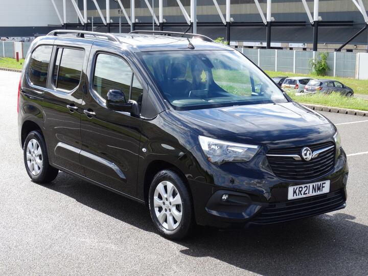 Vauxhall Combo Life 1.5 Turbo D SE Euro 6 (s/s) 5dr Vauxhall Combo Life 1.5 Turbo D SE Euro 6 (s/s) 5dr
