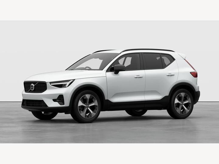 Volvo XC40 2.0 B3 MHEV Plus Dark DCT Auto Euro 6 (s/s) 5dr