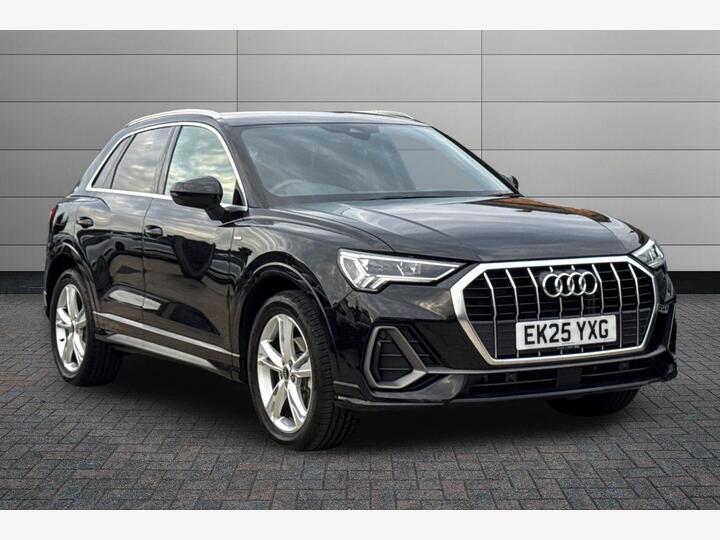 Audi Q3 1.5 TFSI CoD 35 S Line S Tronic Euro 6 (s/s) 5dr