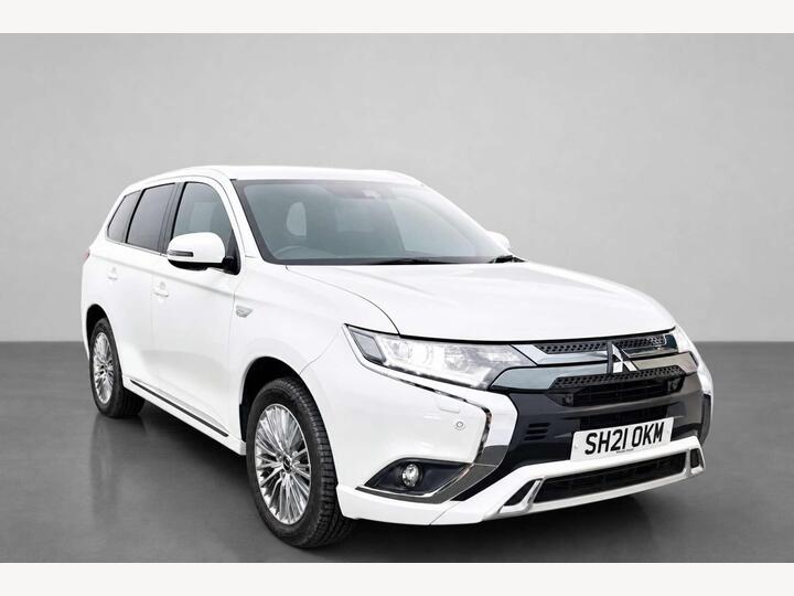 Mitsubishi OUTLANDER 2.4h TwinMotor 13.8kWh Dynamic Safety CVT 4WD Euro 6 (s/s) 5dr