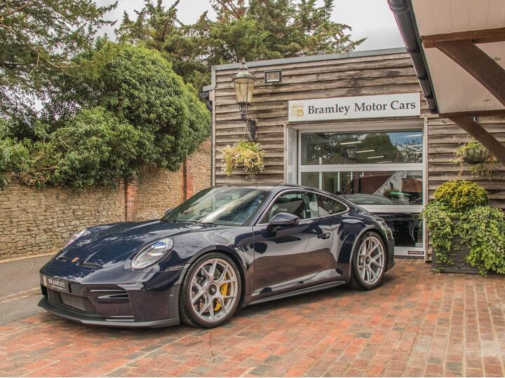 Porsche 911 4.0 992 GT3 Touring Euro 6 2dr