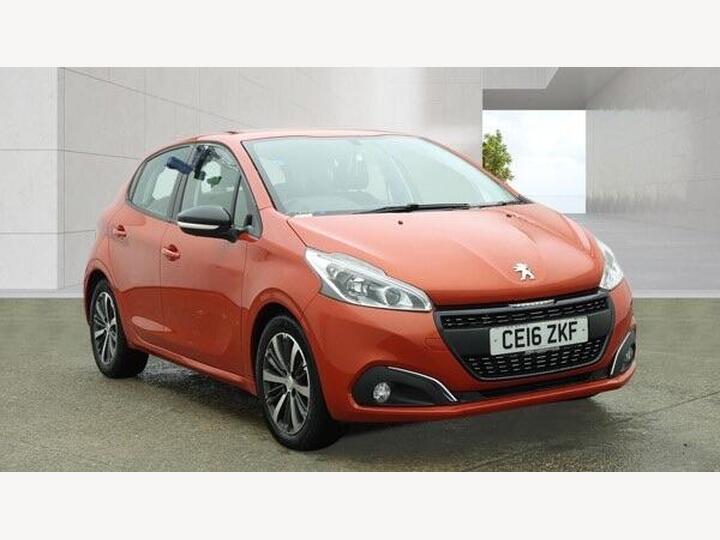 Peugeot 208 1.2 PureTech XS White Euro 6 5dr