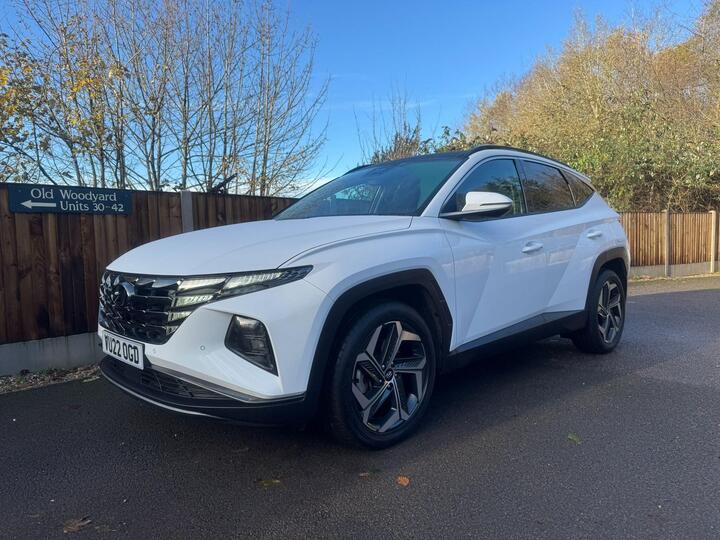 Hyundai TUCSON 1.6 H T-GDi Ultimate Auto Euro 6 (s/s) 5dr Hyundai TUCSON 1.6 H T-GDi Ultimate Auto Euro 6 (s/s) 5dr