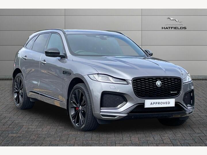 Jaguar F-PACE 3.0 D300 MHEV R-Dynamic SE Black Auto AWD Euro 6 (s/s) 5dr