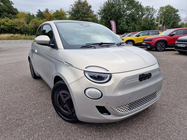 Fiat 500e 42kWh Giorgio Armani Auto 3dr