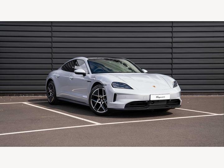 Porsche Taycan Performance 89kWh Auto RWD 4dr (11kW Charger)