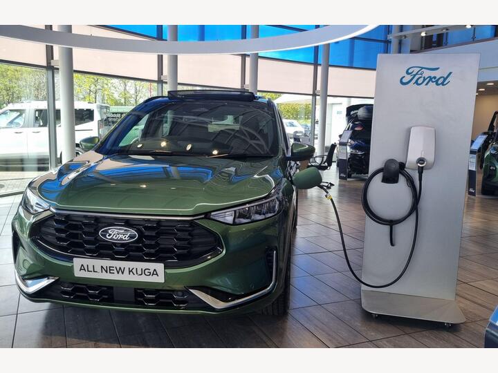 Ford Kuga 2.5 Duratec 14.4kWh ST-Line X CVT Euro 6 (s/s) 5dr