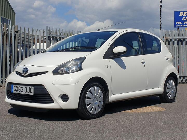 Toyota AYGO 1.0 VVT-i Move Euro 5 5dr