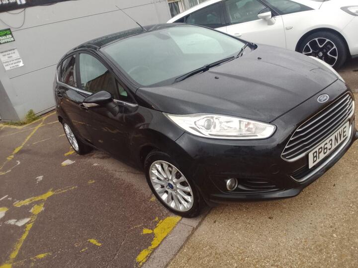 Ford Fiesta 1.0T EcoBoost Titanium X Euro 5 (s/s) 5dr