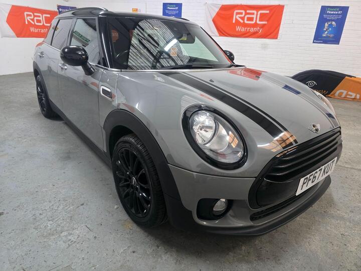 MINI Clubman 1.5 Cooper (Black Pack) Euro 6 (s/s) 6dr MINI Clubman 1.5 Cooper (Black Pack) Euro 6 (s/s) 6dr