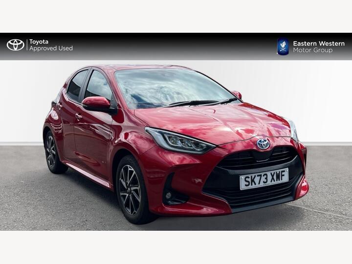 Toyota Yaris 1.5 VVT-h Design E-CVT Euro 6 (s/s) 5dr