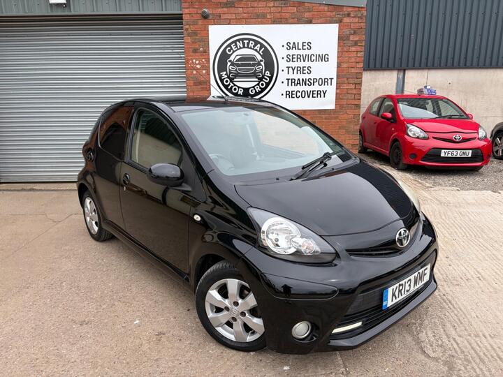 Toyota AYGO 1.0 VVT-i Fire Euro 5 5dr