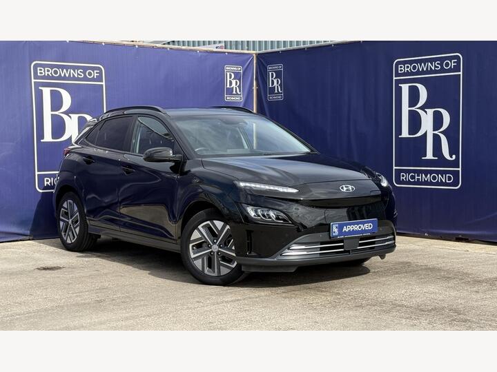 Hyundai KONA 39kWh Premium Auto 5dr (10.5kW Charger)