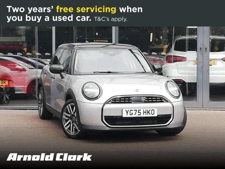 MINI Cooper 1.5C Classic Steptronic Euro 6 (s/s) 5dr