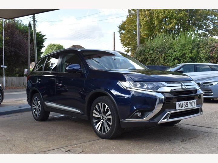 Mitsubishi OUTLANDER 2.0 MIVEC Exceed CVT 4WD Euro 6 (s/s) 5dr