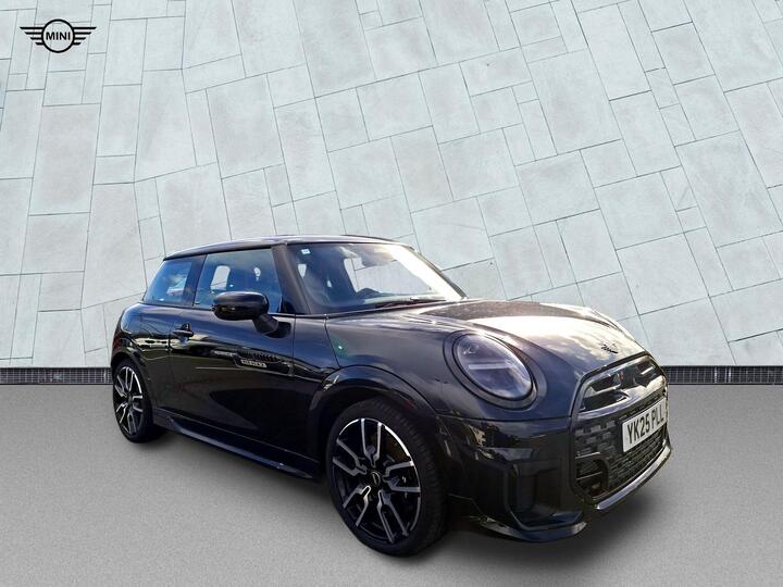 MINI Cooper 1.5C Sport Steptronic Euro 6 (s/s) 3dr