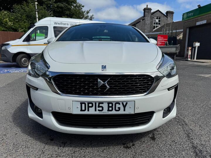 DS AUTOMOBILES DS 5 1.6 BlueHDi Elegance Euro 6 (s/s) 5dr DS AUTOMOBILES DS 5 1.6 BlueHDi Elegance Euro 6 (s/s) 5dr