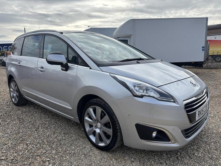 Peugeot 5008 2.0 HDi Allure Euro 5 5dr
