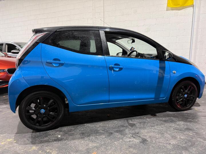Toyota AYGO 1.0 VVT-i X-cite Euro 6 5dr