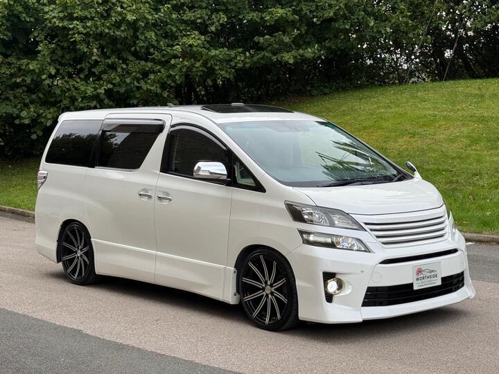Toyota Vellfire 2.4 GOLDEN EYES TWIN SUNROOF PETROL AUTO