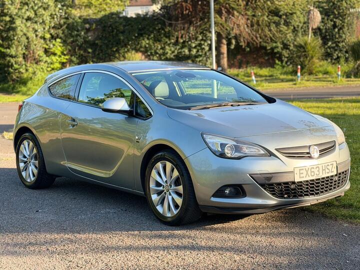 Vauxhall Astra GTC 1.6T 16V SRi Euro 5 3dr Vauxhall Astra GTC 1.6T 16V SRi Euro 5 3dr