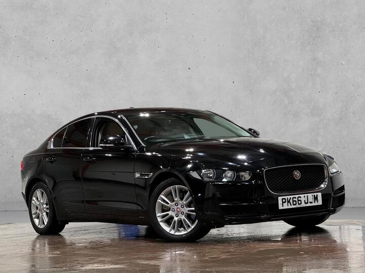 Jaguar XE 2.0i Prestige Auto Euro 6 (s/s) 4dr