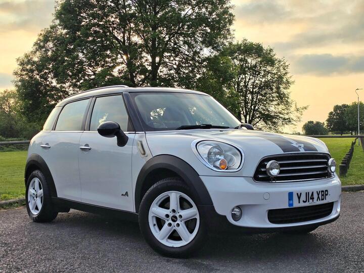 MINI Countryman 2.0 Cooper D Auto ALL4 Euro 5 5dr MINI Countryman 2.0 Cooper D Auto ALL4 Euro 5 5dr
