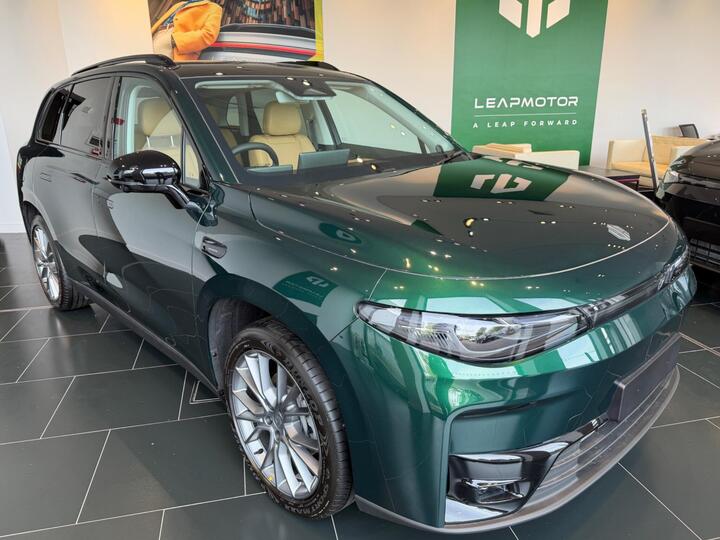 Leapmotor C10 69.9kWh Auto 5dr