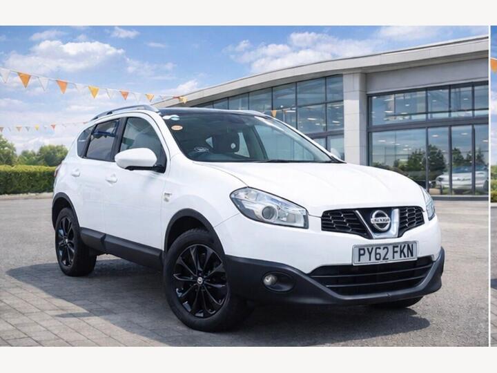 Nissan Qashqai 1.6 N-tec+ CVT 2WD Euro 5 5dr Nissan Qashqai 1.6 N-tec+ CVT 2WD Euro 5 5dr
