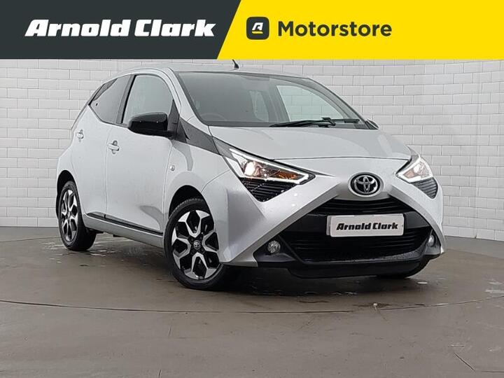 Toyota AYGO 1.0 VVT-i X-trend Euro 6 5dr Toyota AYGO 1.0 VVT-i X-trend Euro 6 5dr