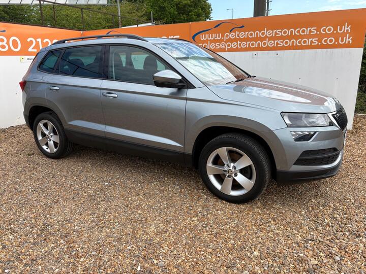 Skoda Karoq 2.0 TDI SE Euro 6 (s/s) 5dr Skoda Karoq 2.0 TDI SE Euro 6 (s/s) 5dr