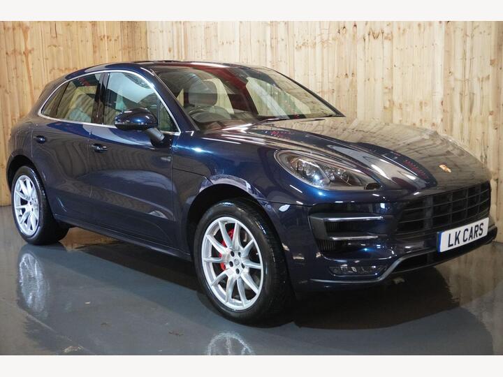 Porsche Macan 3.6T V6 Turbo PDK 4WD Euro 6 (s/s) 5dr Porsche Macan 3.6T V6 Turbo PDK 4WD Euro 6 (s/s) 5dr