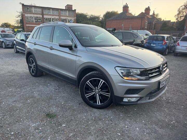 Volkswagen Tiguan 2.0 TDI BlueMotion Tech SE Navigation DSG Euro 6 (s/s) 5dr