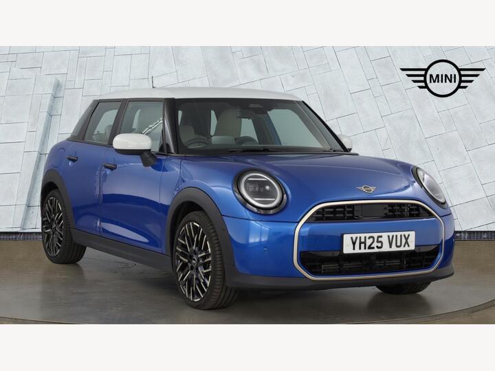 MINI Cooper 1.5C Exclusive Steptronic Euro 6 (s/s) 5dr