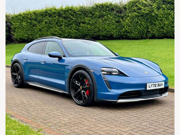 Porsche TAYCAN Performance Plus 93.4kWh 4S Cross Turismo Auto 4WD 5dr (11kW Charger)