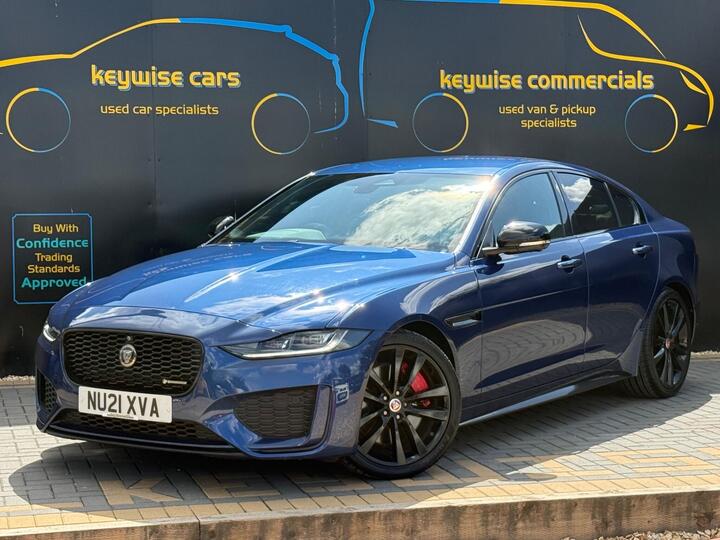 Jaguar XE 2.0 D200 MHEV R-Dynamic Black Auto Euro 6 (s/s) 4dr