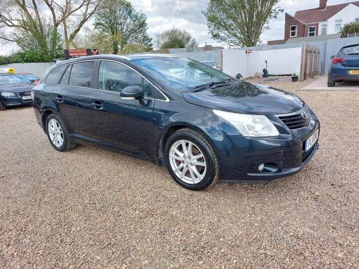 Toyota AVENSIS 2.0 D-4D TR Tourer Euro 5 5dr