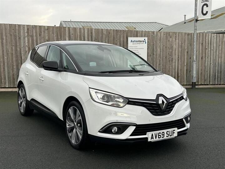 Renault Scenic 1.3 TCe Signature Euro 6 (s/s) 5dr