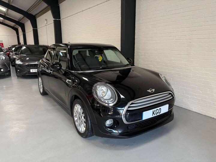 MINI HATCH 1.5 Cooper Euro 6 (s/s) 5dr
