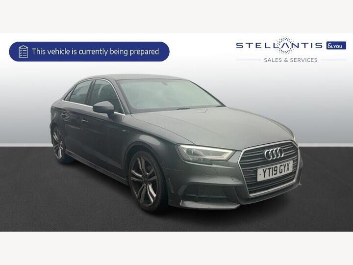 Audi A3 1.5 TFSI CoD 35 S Line S Tronic Euro 6 (s/s) 4dr