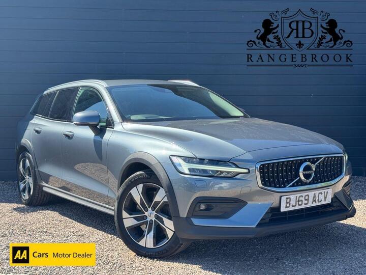 Volvo V60 CROSS COUNTRY 2.0 T5 Plus Auto AWD Euro 6 (s/s) 5dr