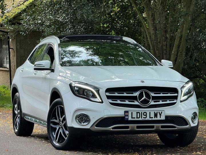 Mercedes-Benz GLA 1.6 GLA200 Sport (Premium Plus) 7G-DCT Euro 6 (s/s) 5dr