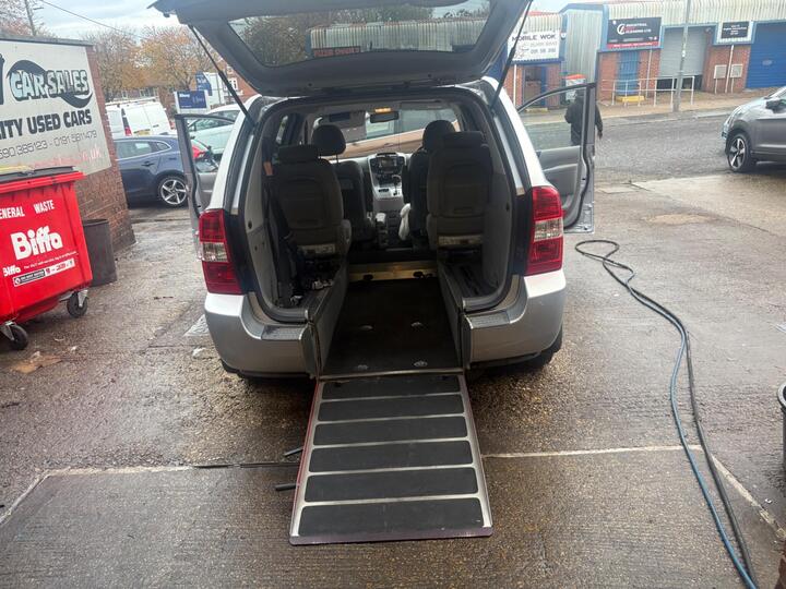 Kia Sedona 2.2 CRDi 2 5dr