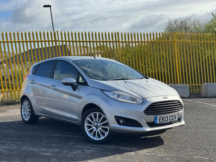 Ford Fiesta 1.0T EcoBoost Titanium X Euro 5 (s/s) 5dr