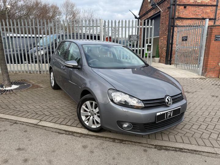 Volkswagen Golf 2.0 TDI SE DSG Euro 5 5dr