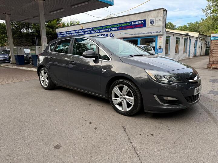 Vauxhall Astra 1.6 16v SRi Auto Euro 5 5dr