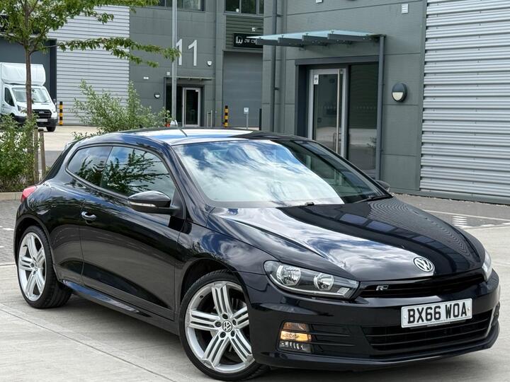 Volkswagen Scirocco 2.0 TSI BlueMotion Tech R-Line Euro 6 (s/s) 3dr